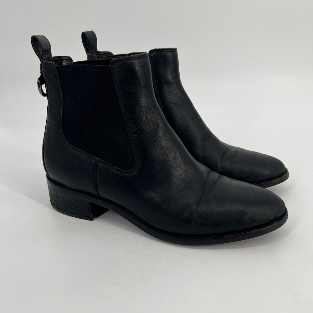 Cole Haan Waterproof Chelsea Boot Women 8.5 Black Leather Ankle Bootie FLAW READ